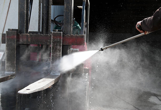 Best Deck and Patio Pressure Washing in Rosendale, WI